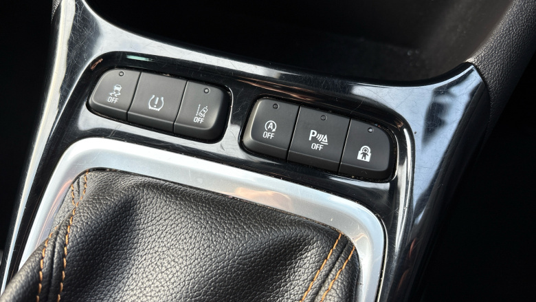 Vauxhall Crossland X 1.2T [110] Elite 5dr [6 Speed] [S/S] Petrol Hatchback